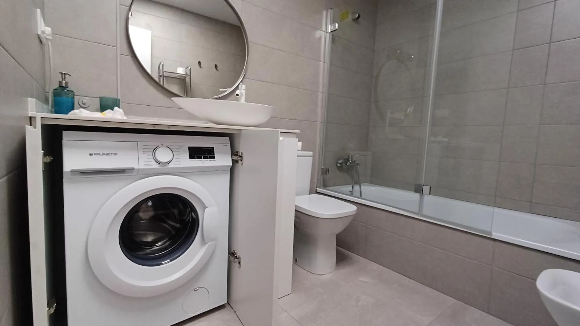 Casa Carivid En El Centro Y Con Parking Gratis Apartment Sanlucar de Barrameda Spain